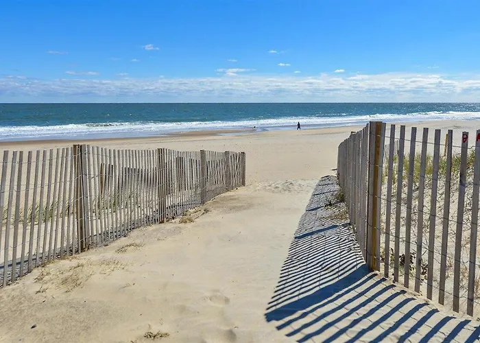 Newly Renovated 2 Bedroom Ocean Front With Outdoor Pool! Ferienhaus *